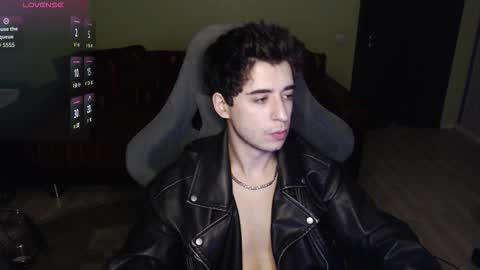 Snapshot of yofukashi chatting on 09.09.25 yofukashi online show from 09.09.25