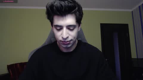 Snapshot of yofukashi chatting on 10.21.25 yofukashi online show from 10.21.25