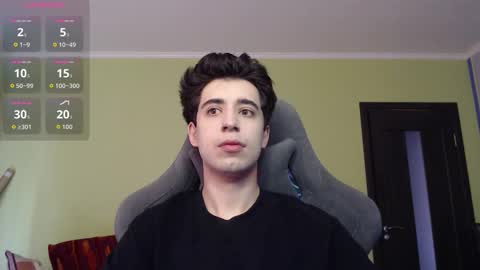 Snapshot of yofukashi chatting on 10.24.25 yofukashi online show from 10.24.25