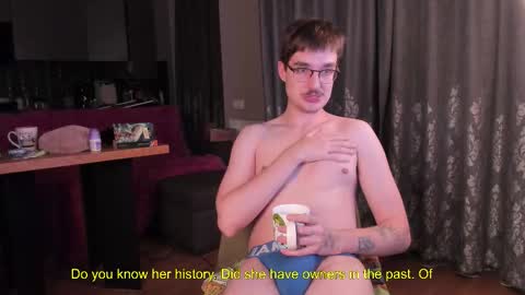 Snapshot of yoga_pizza_420 chatting on 11.08.25 Max online show from 11.08.25