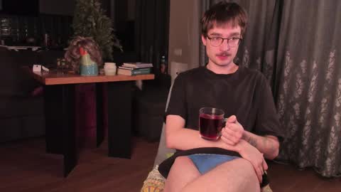 Snapshot of yoga_pizza_420 chatting on 01.13.26 Max online show from 01.13.26