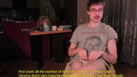 Snapshot of yoga_pizza_420 chatting on 01.15.26 Max online show from 01.15.26