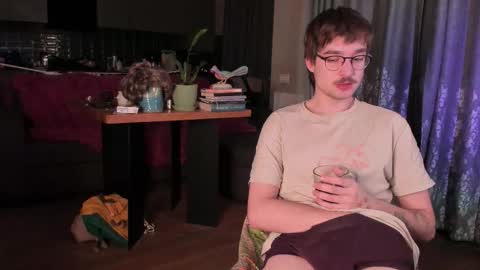 Snapshot of yoga_pizza_420 chatting on 02.04.26 Max online show from 02.04.26