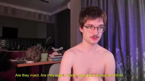 Snapshot of yoga_pizza_420 chatting on 02.08.26 Max online show from 02.08.26