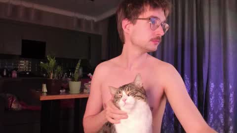 Snapshot of yoga_pizza_420 chatting on 02.28.26 Max online show from 02.28.26