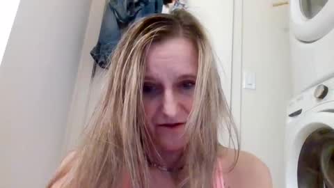 Snapshot of yogabuttttttt chatting on 10.07.25 yogabuttttttt online show from 10.07.25