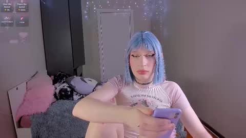 Mikaella - Mika online show from 02.05.26