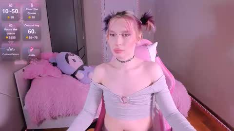 Mikaella - Mika online show from 03.11.26