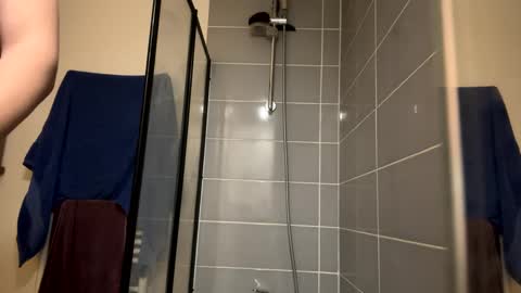 Snapshot of yojojoxxxxx chatting on 02.14.25 yojojoxxxxx online show from 02.14.25