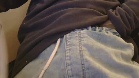 Snapshot of yokaxondoo chatting on 11.17.25 yokaxondoo online show from 11.17.25