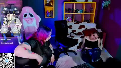 Snapshot of yoki_shizuko chatting on 03.01.25 Yoki online show from 03.01.25