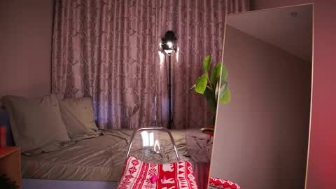 Yoko online show from 03.04.26