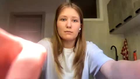 Kira online show from 06.23.26