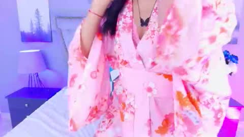 Snapshot of yommi_winx chatting on 10.02.25 Yommi Winx online show from 10.02.25