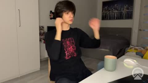 Yoo Dee Ohh online show from 06.18.26