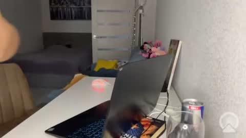 Yoo Dee Ohh online show from 06.24.26