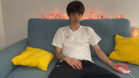 Yoo Dee Ohh online show from 08.06.26