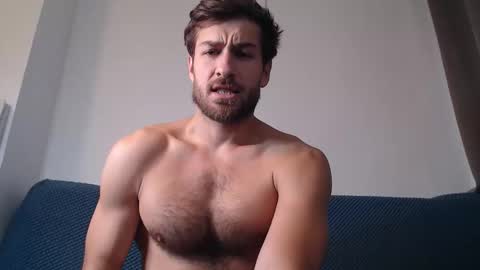 Yoooups online show from 11.22.25