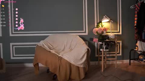 Mika online show from 02.10.25