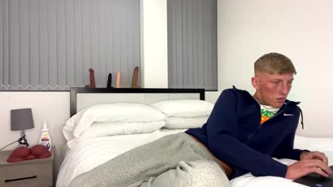 Snapshot of yorkshirelad208 chatting on 02.10.25 Harrison online show from 02.10.25