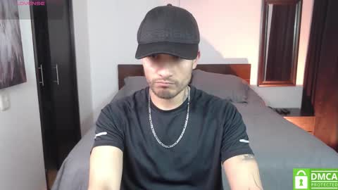 yoshy_man online show from 11.04.25