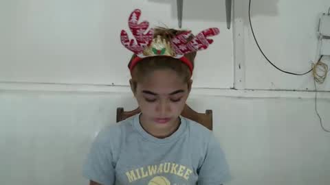 Snapshot of yosufloversweet chatting on 12.12.24 fin online show from 12.12.24