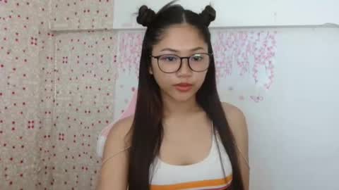 Snapshot of yosufloversweet chatting on 09.20.25 fin online show from 09.20.25