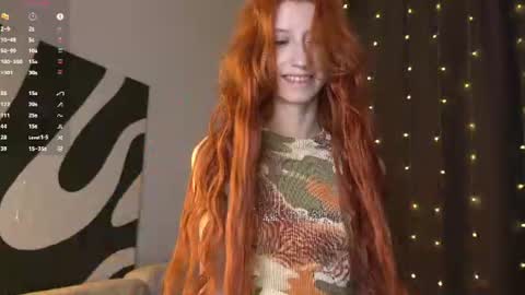 Elizabeth brunette -- Darline blonde  online show from 06.25.26