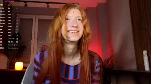 Elizabeth brunette -- Darline blonde  online show from 07.31.26