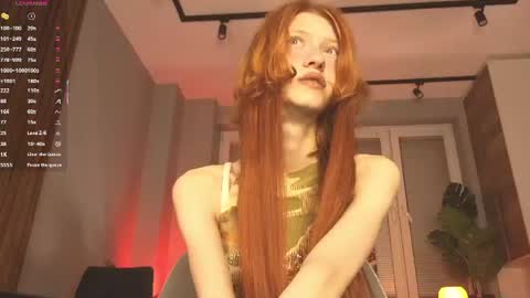 Elizabeth brunette -- Darline blonde  online show from 08.01.26