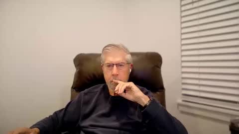 Colorado Guy Straight online show from 11.05.25