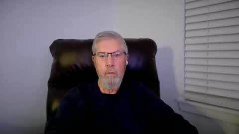 Colorado Guy Straight online show from 12.22.25