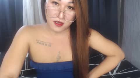 Snapshot of yougotmeanna chatting on 11.04.25 Your Dream Pinay Anna online show from 11.04.25