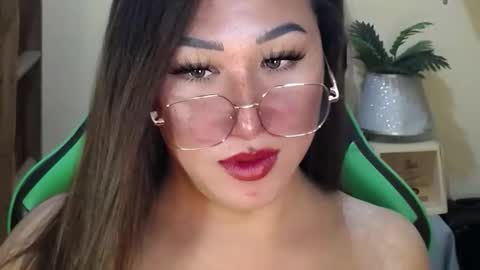 Snapshot of yougotmeanna chatting on 02.15.26 Your Dream Pinay Anna online show from 02.15.26