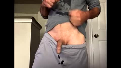 Snapshot of youneverknowimight2 chatting on 09.24.25 kindahorny online show from 09.24.25