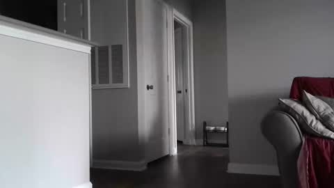 Snapshot of youneverknowimight2 chatting on 10.15.25 kindahorny online show from 10.15.25