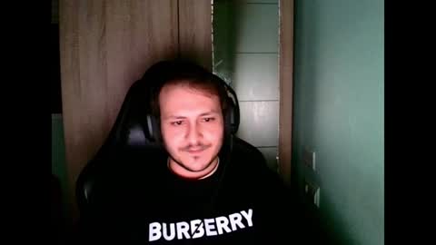 Snapshot of younromki chatting on 12.23.24 A... online show from 12.23.24