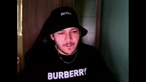 Snapshot of younromki chatting on 12.25.24 A... online show from 12.25.24