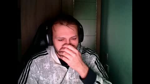 Snapshot of younromki chatting on 12.30.24 A... online show from 12.30.24