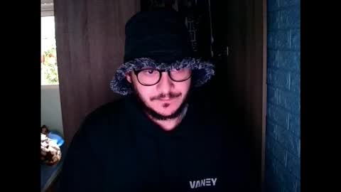 Snapshot of younromki chatting on 03.26.26 A... online show from 03.26.26