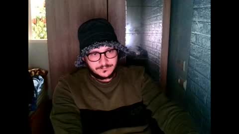 Snapshot of younromki chatting on 04.03.26 A... online show from 04.03.26