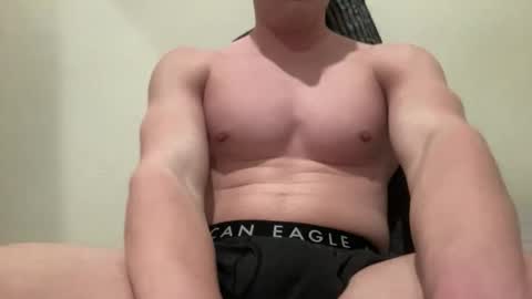 Snapshot of younstud4555 chatting on 04.06.26 younstud4555 online show from 04.06.26