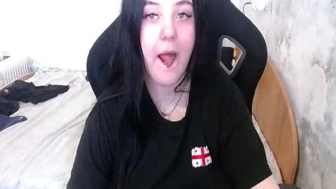 your_8a8y online show from 04.23.26