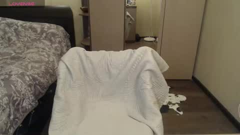 Maria Love online show from 02.04.25