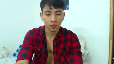 Snapshot of your_boy_hot chatting on 04.24.26 your boy online show from 04.24.26