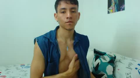 Snapshot of your_boy_hot chatting on 07.04.26 your boy online show from 07.04.26