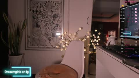 Isabella online show from 12.09.24