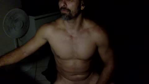 Snapshot of your_dreaman chatting on 03.01.25 your_dreaman online show from 03.01.25