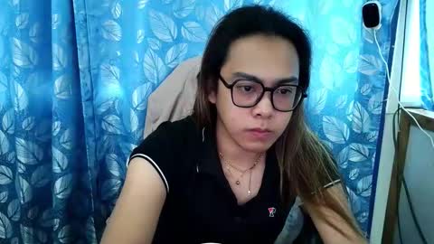 your_dreamgirlxxx69 online show from 10.28.25