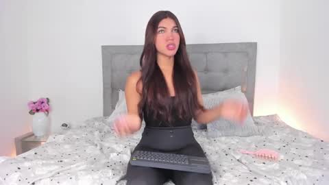 Eliza online show from 01.28.25